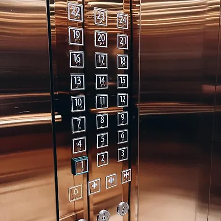 Sunday Hotel